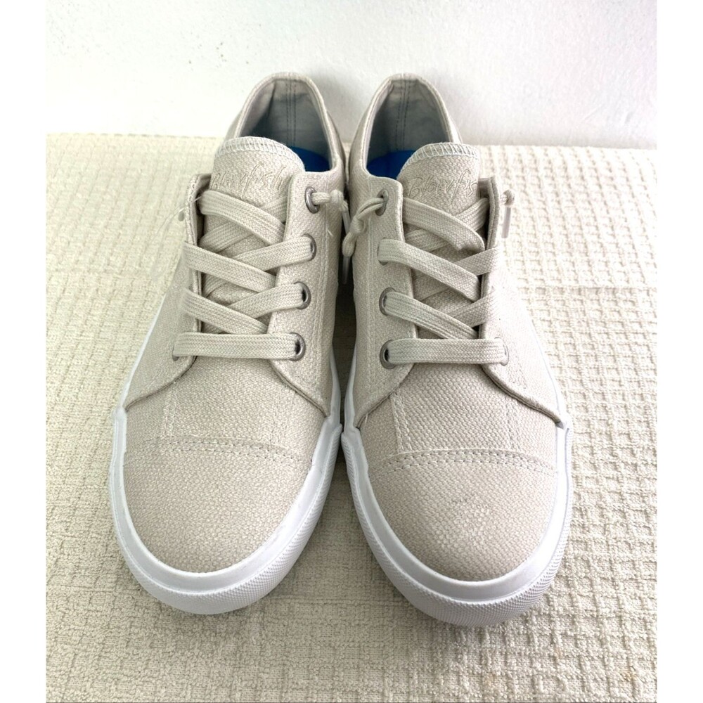 Blowfish Malibu Sneakers Maxine Womens Size 9M Beige White Shoes Lace Up Pull On